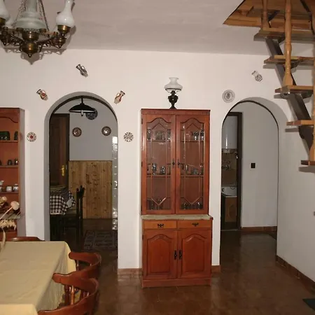 Holiday Jozsef Utca-agard Holiday home *